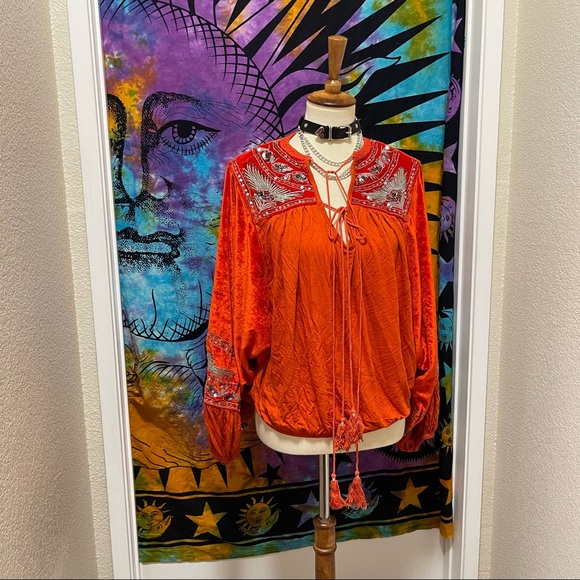 🌈 Lovely FP orange boho velvet top - Picture 4 of 14